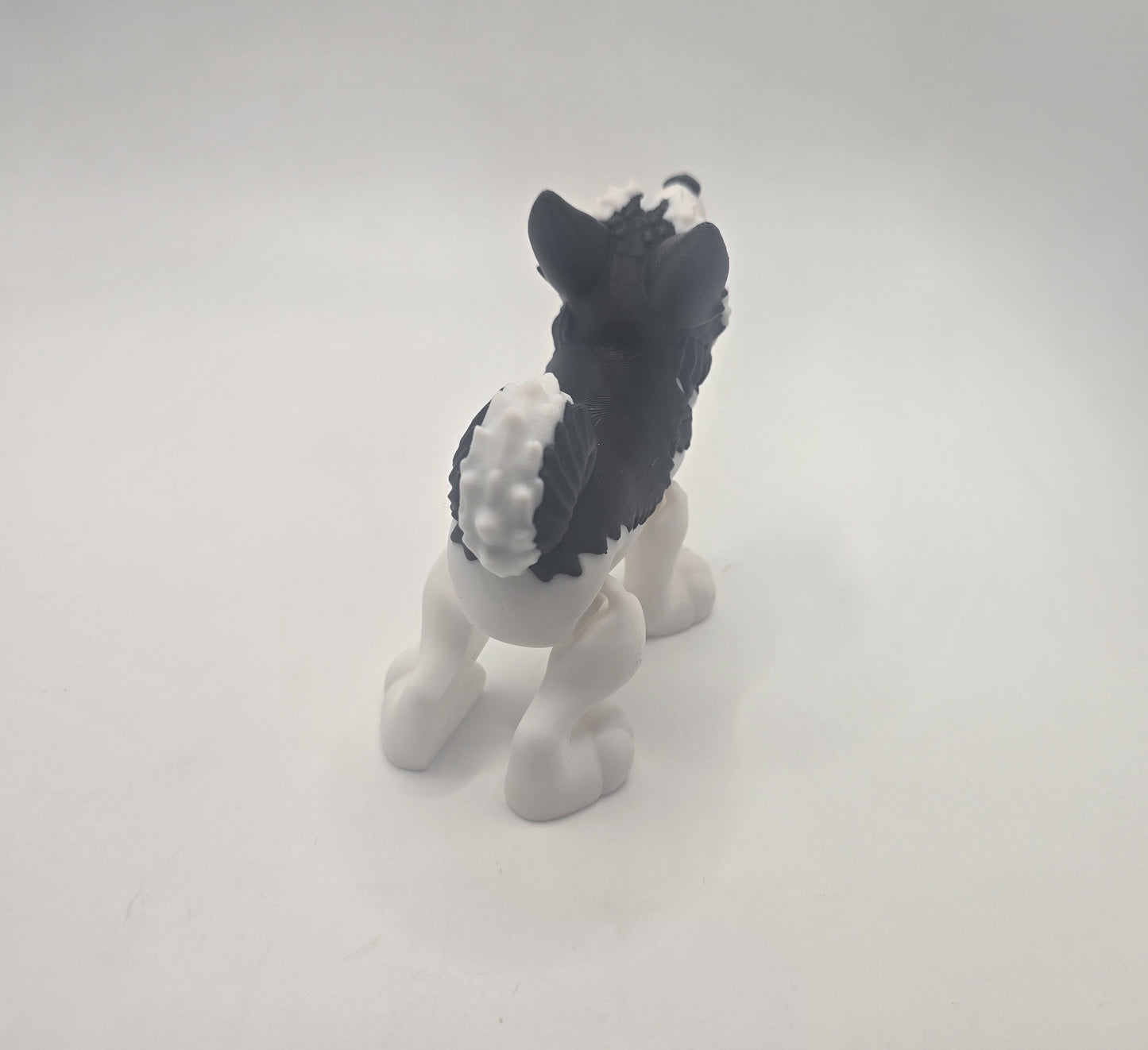 Husky - No Hands 3d