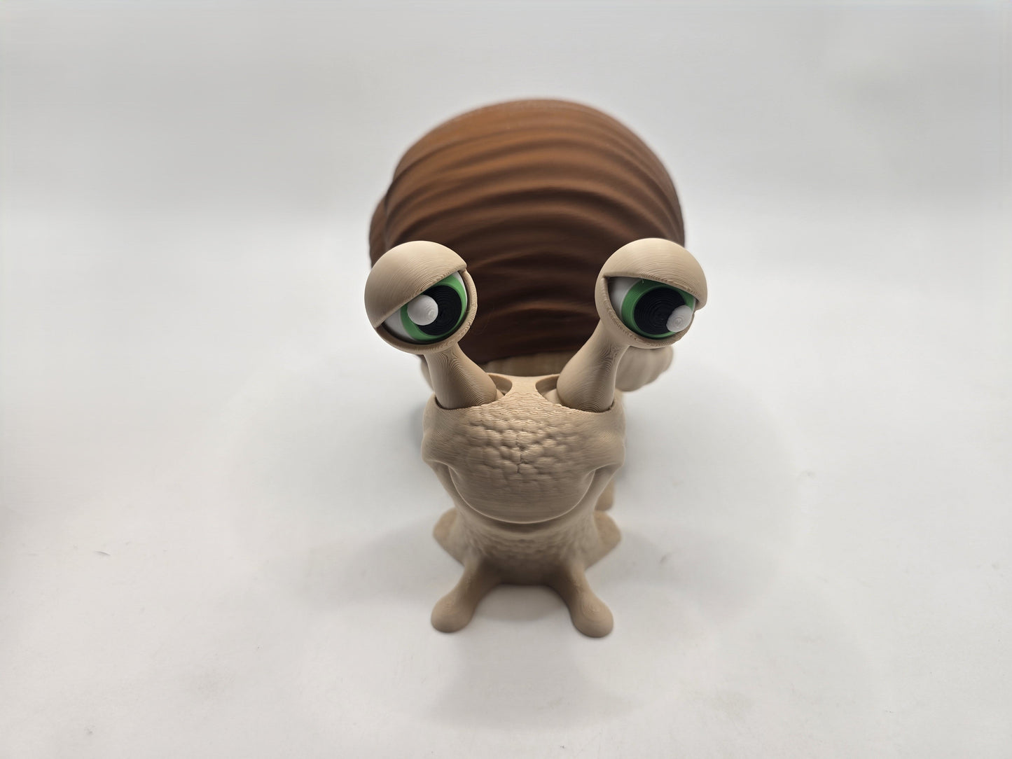 Giant Snail - No Hands 3d