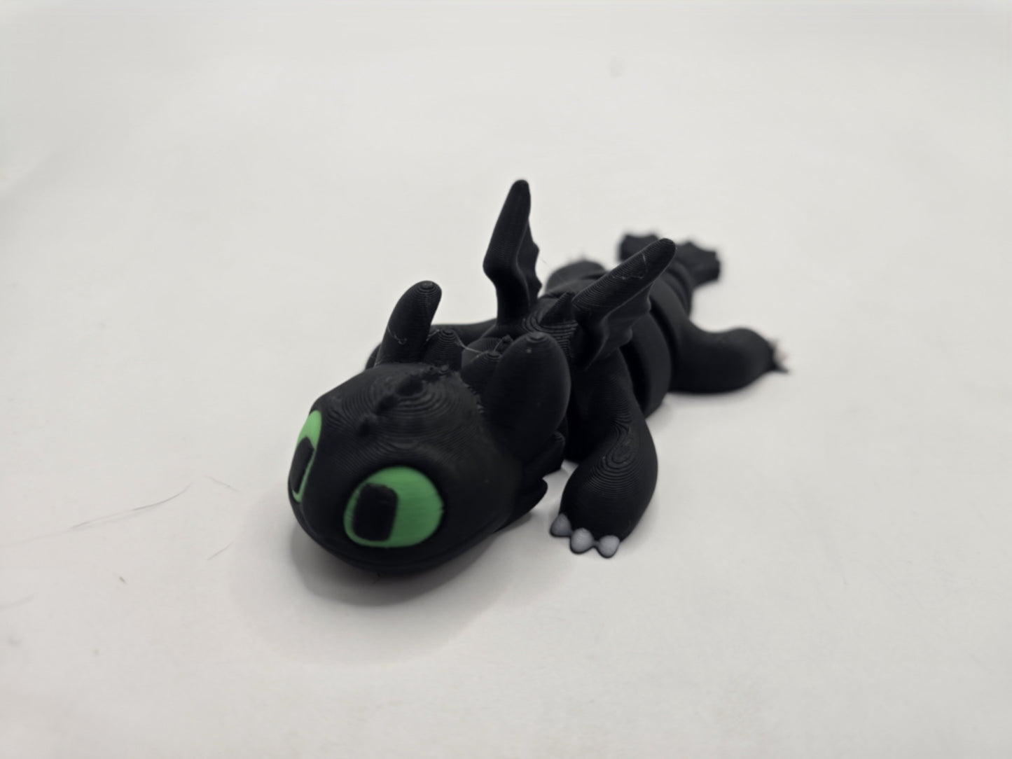 Green eyed Flying dragon - No Hands 3d