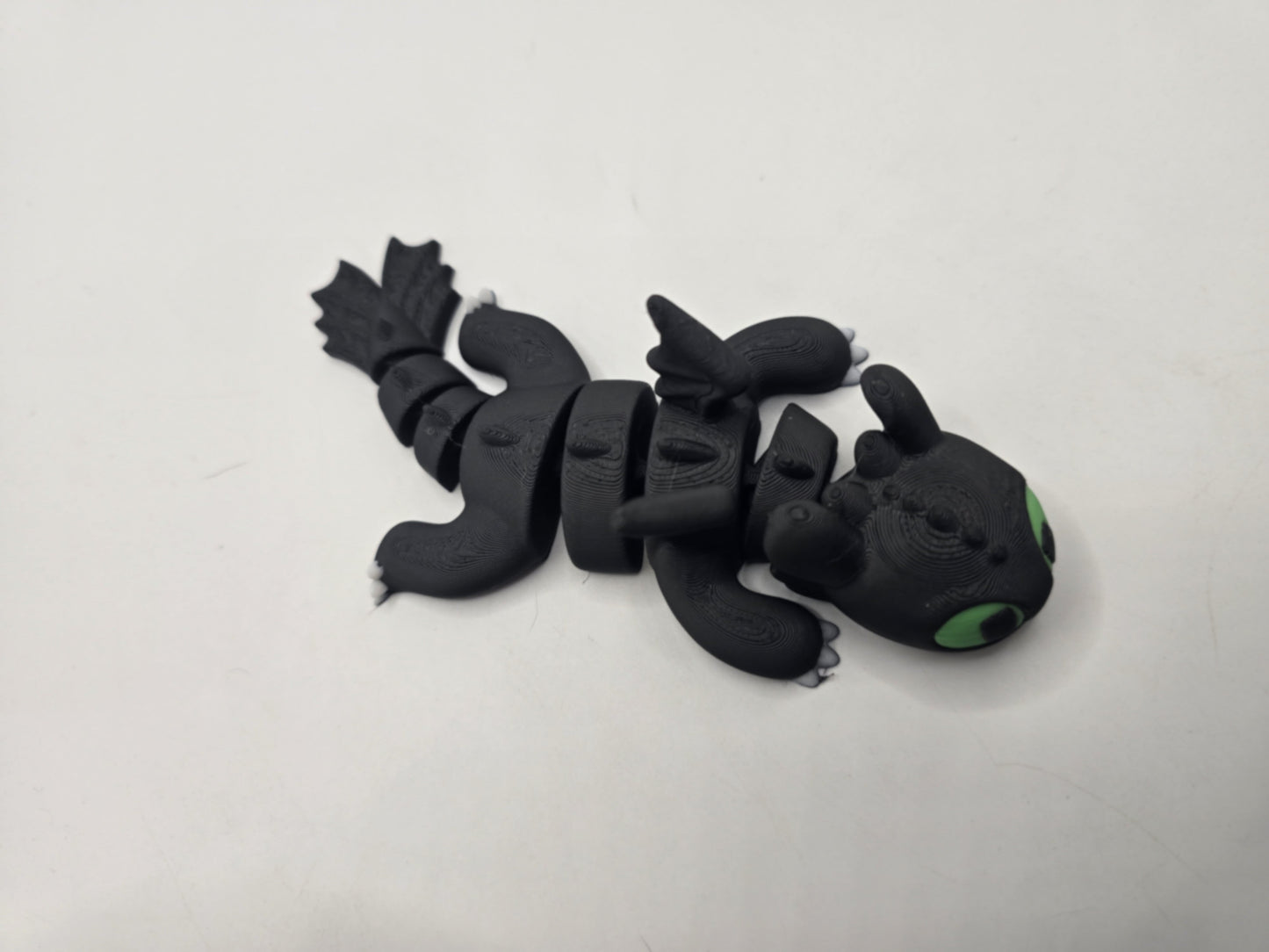 Green eyed Flying dragon - No Hands 3d