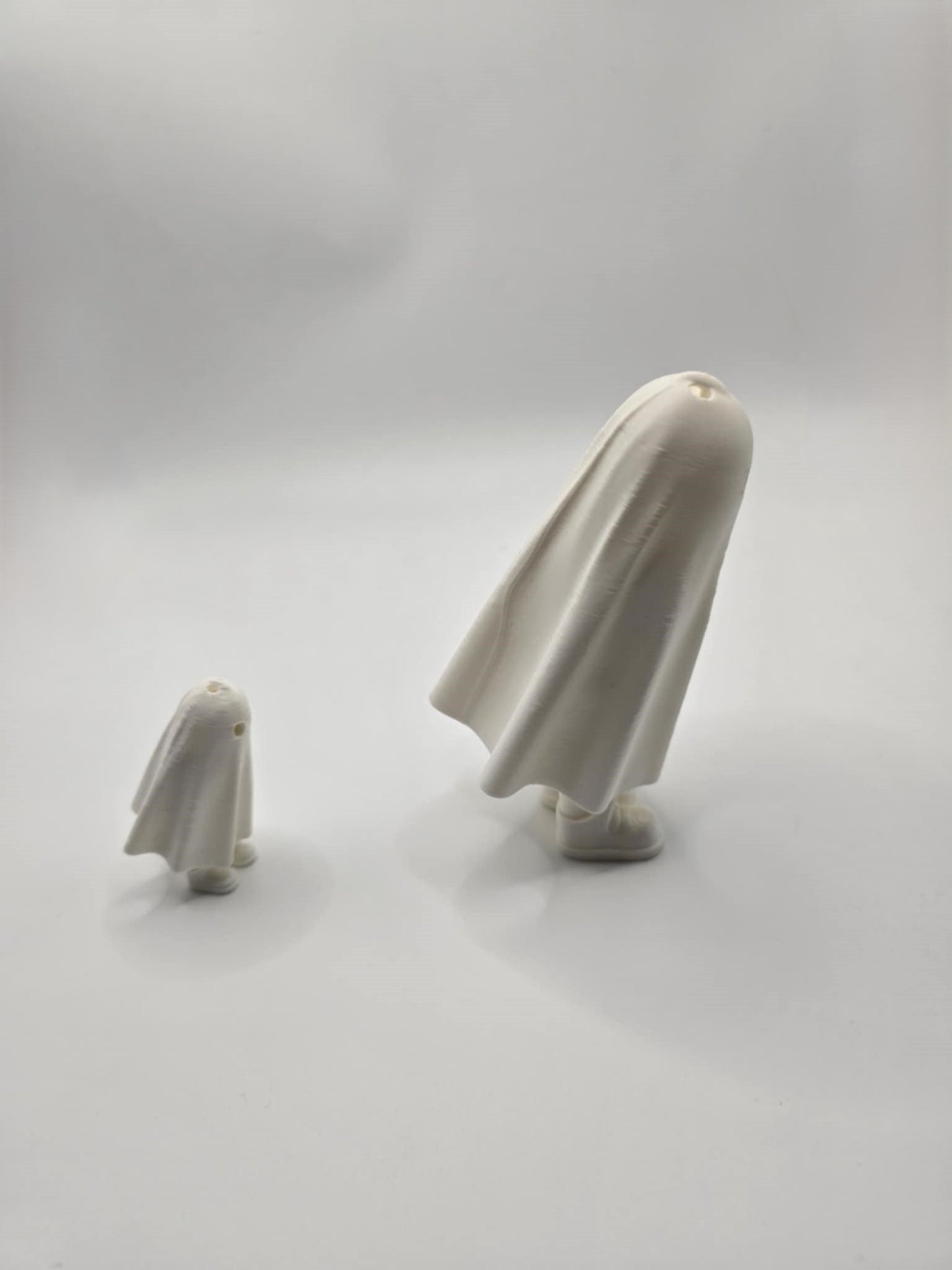 Halloween ghost with legs - No Hands 3d
