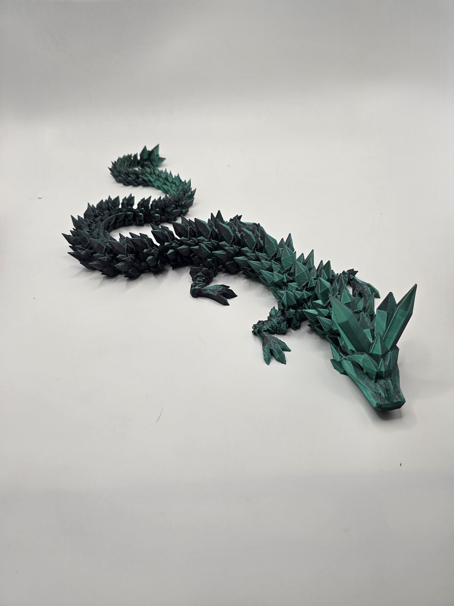 Medium Crystal Dragon - No Hands 3d