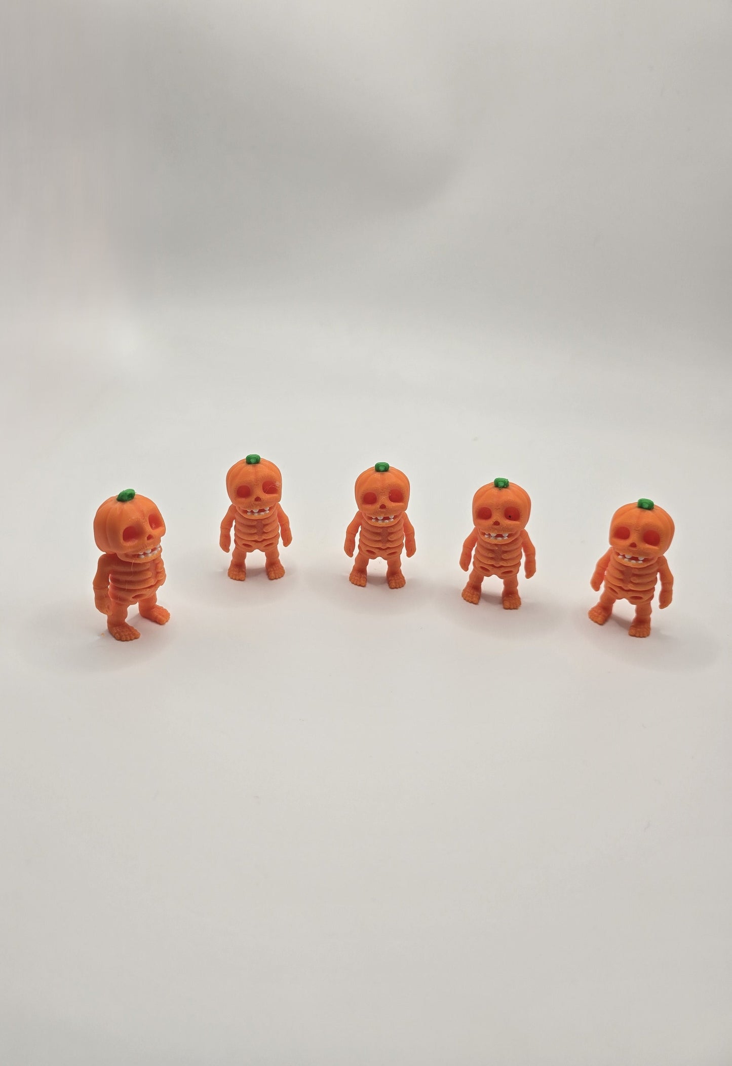Pumpkin Head Skeleton - No Hands 3d