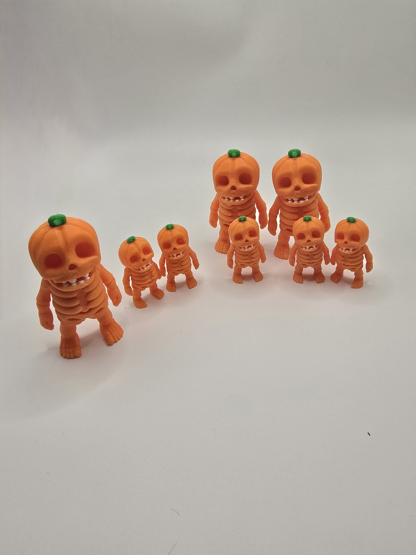 Pumpkin Head Skeleton - No Hands 3d