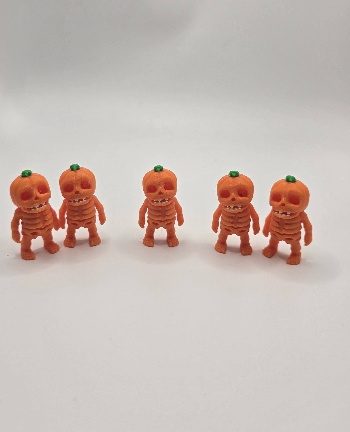 Pumpkin Head Skeleton - No Hands 3d