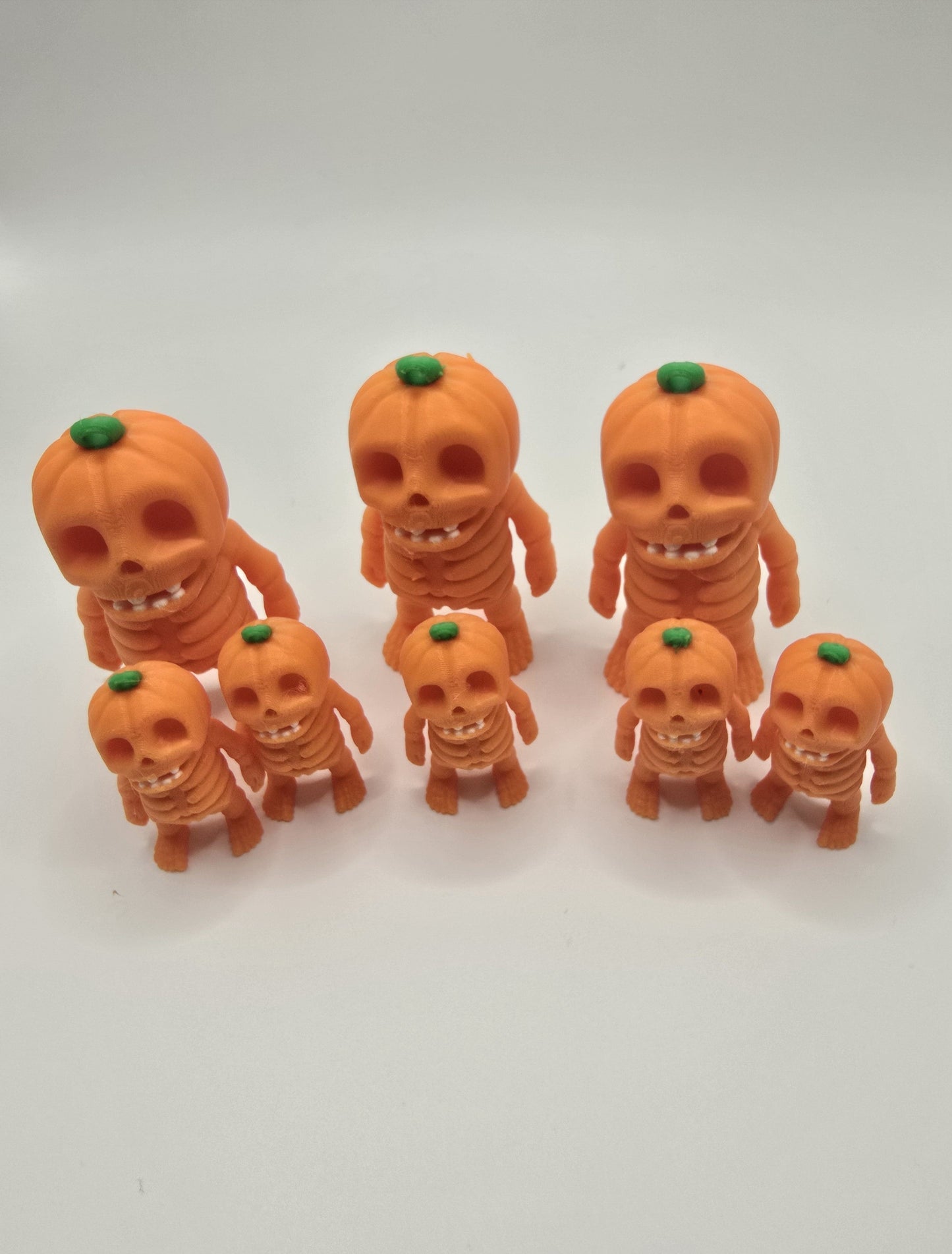 Pumpkin Head Skeleton - No Hands 3d