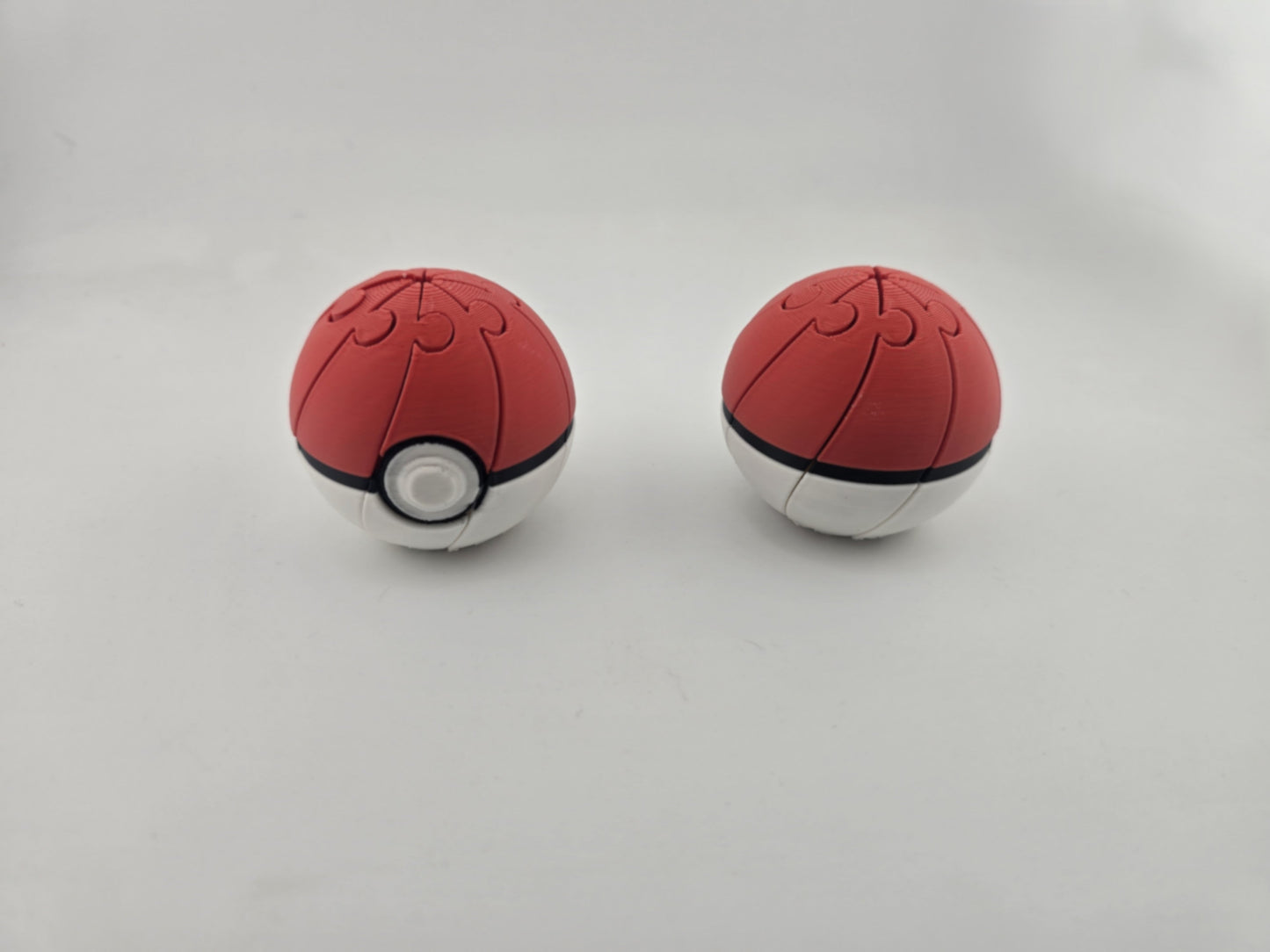 Twisty Pokeballs - No Hands 3d