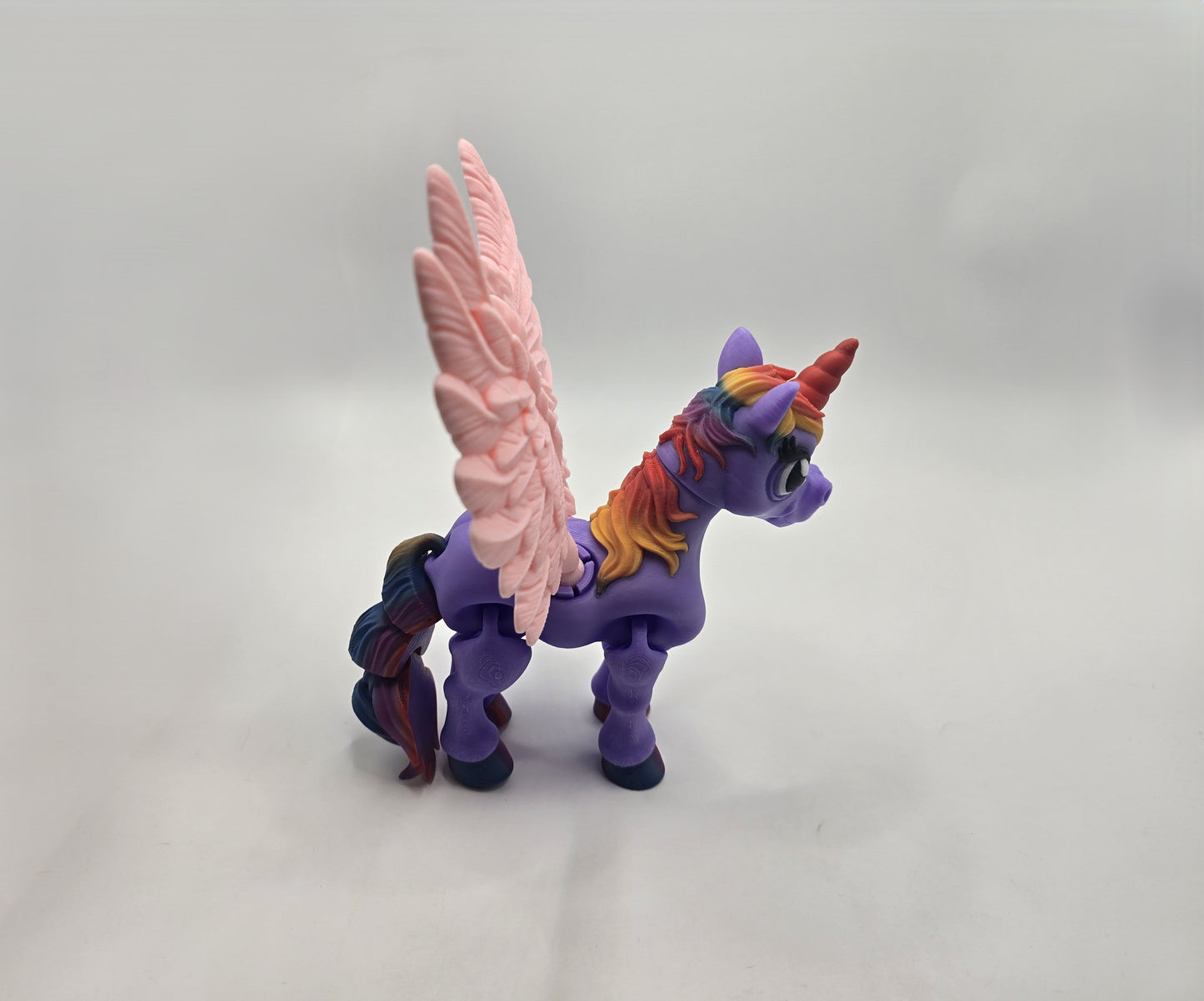 Unicorn - No Hands 3d