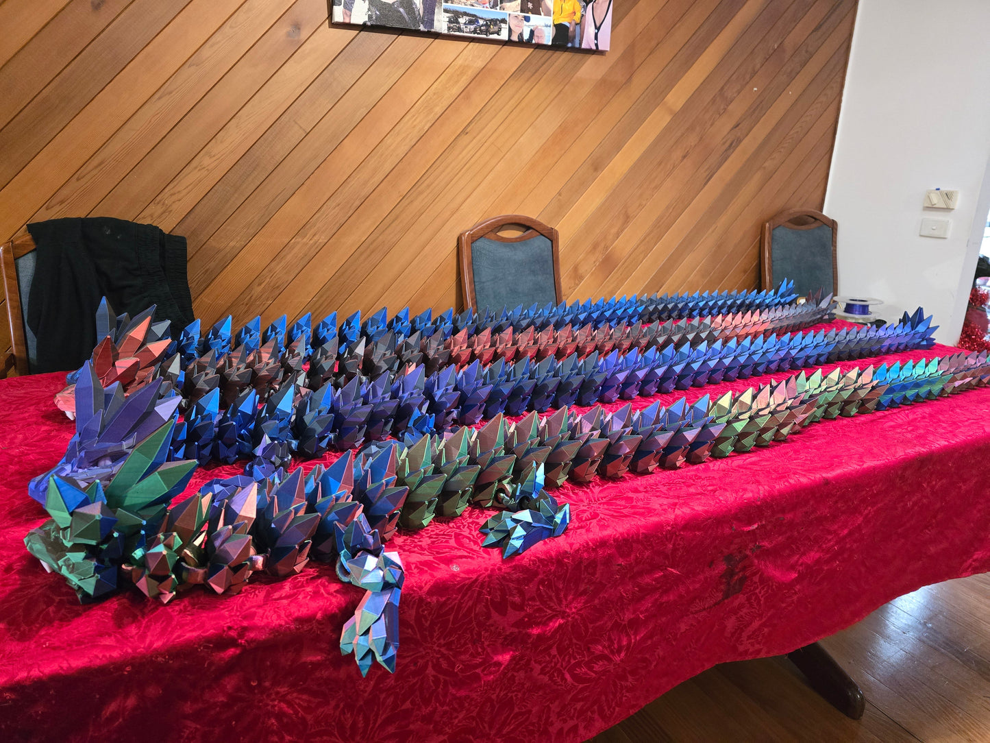 2 Metre Crystal Dragon (6.7 Feet) - No Hands 3d