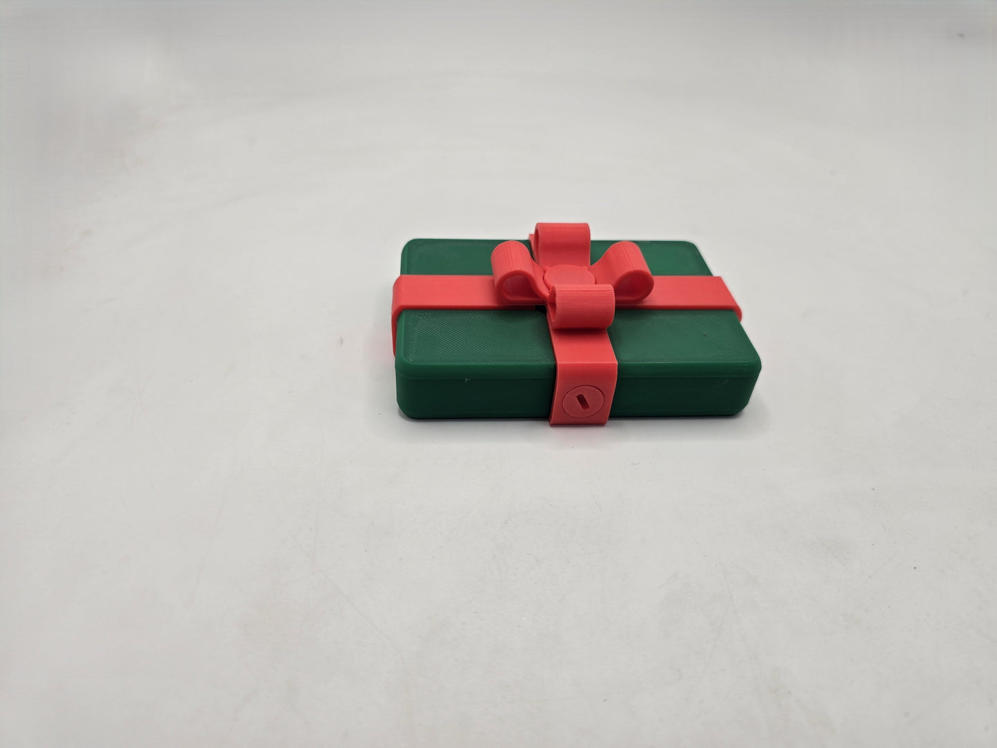 Annoying Gift Box - No Hands 3d