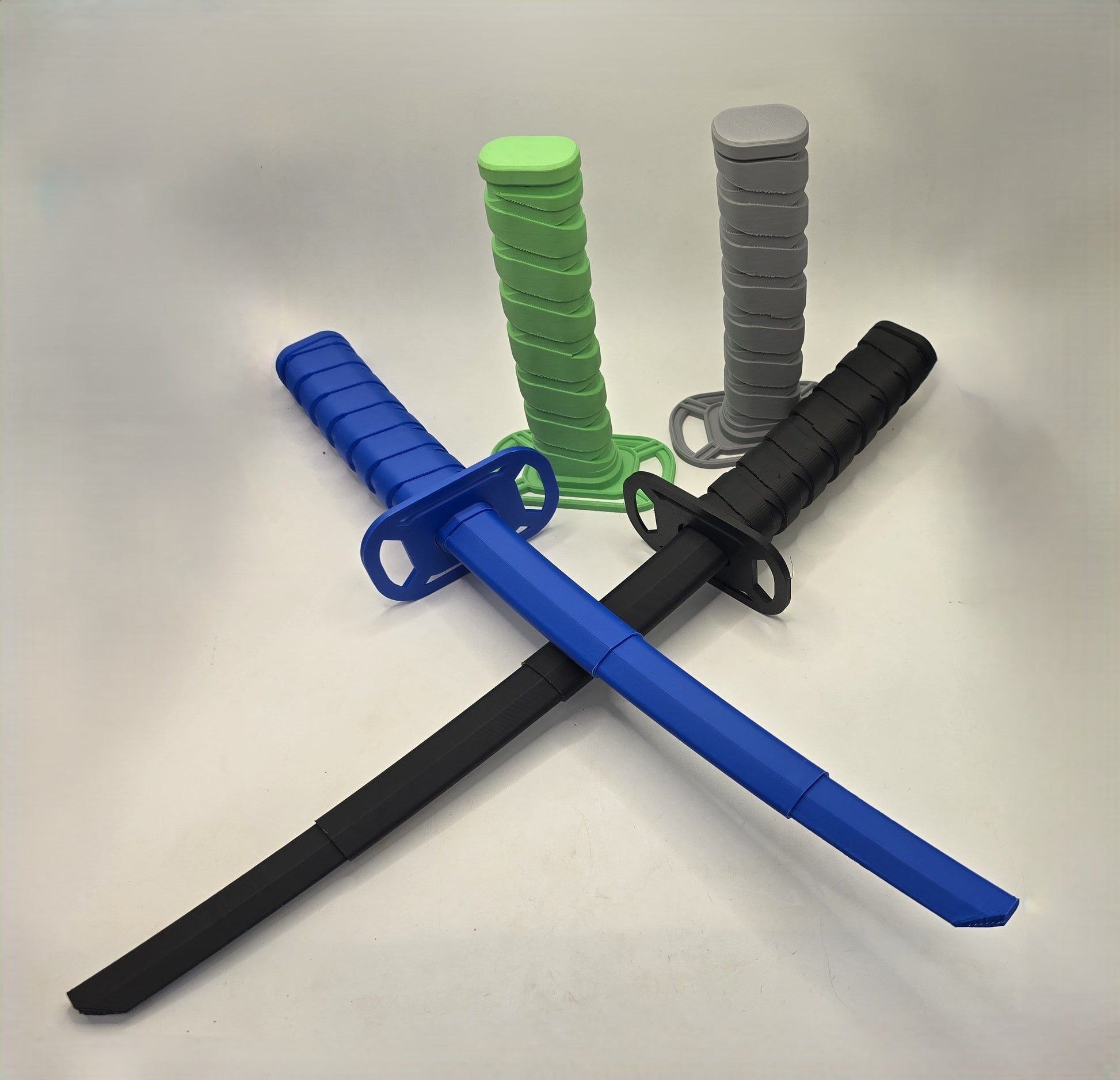 Collapsible Katana - No Hands 3d