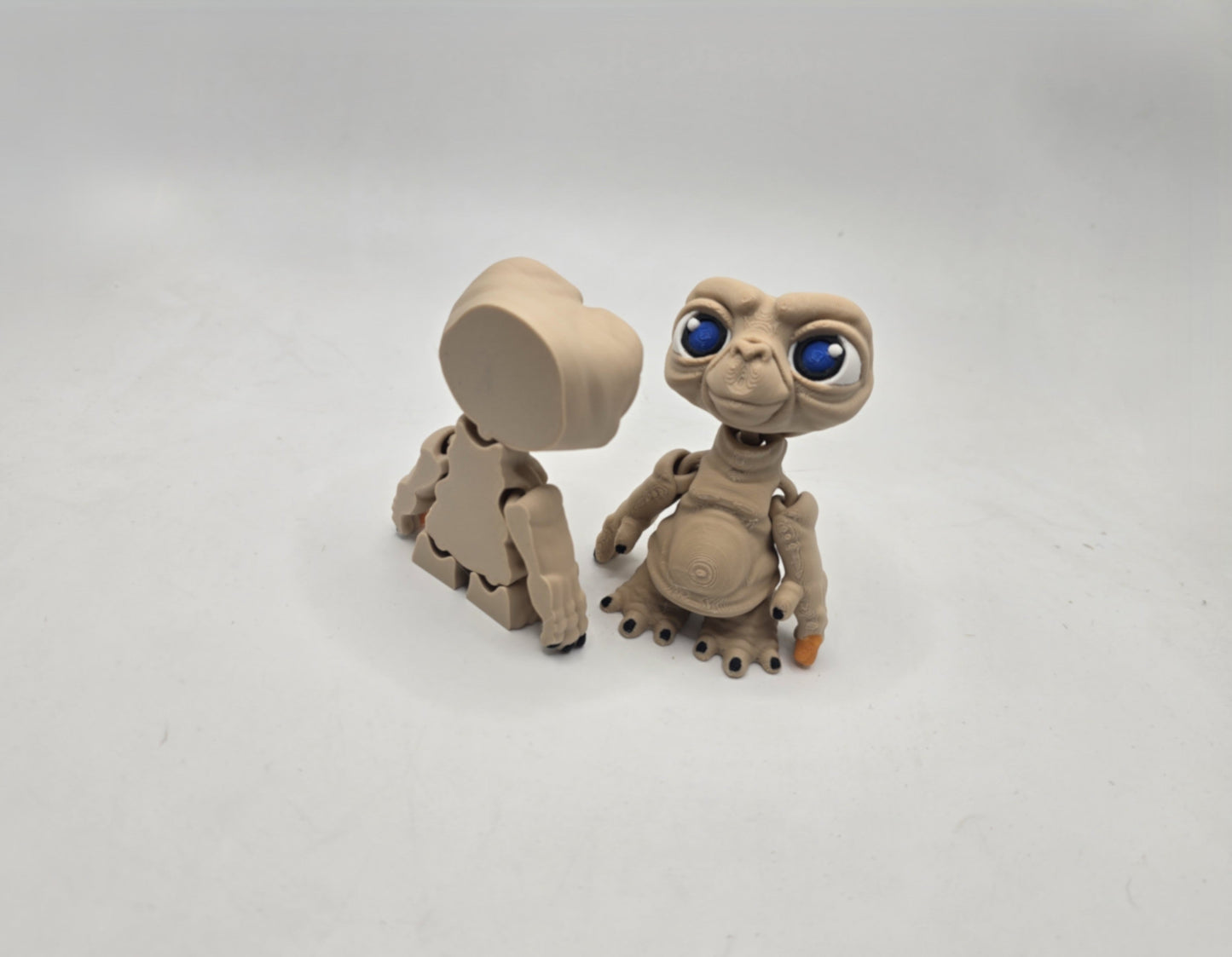 ET - No Hands 3d