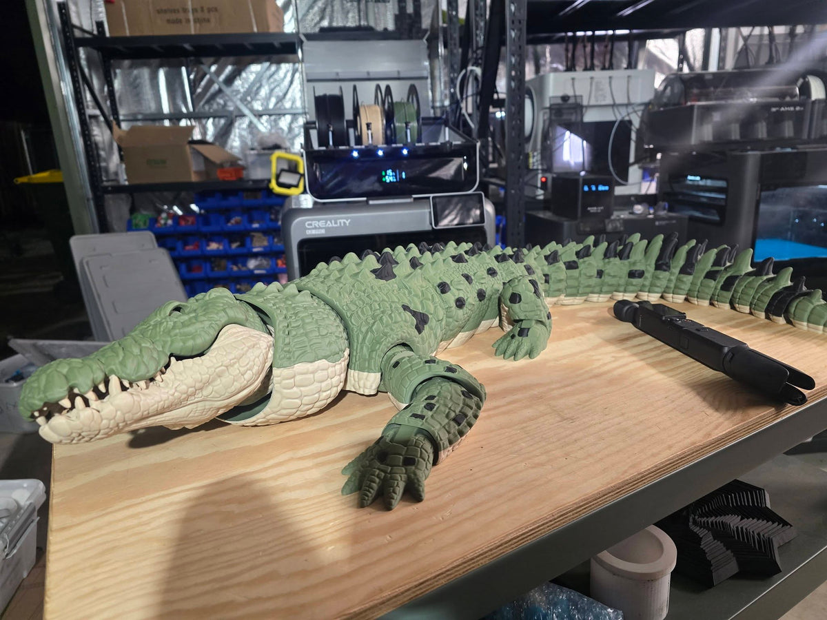 Giant Crocodile (1.3 metres) - No Hands 3d