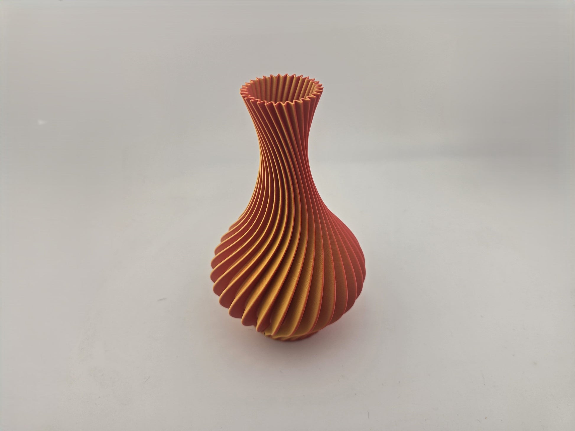 Spiral Vase or Bowl - No Hands 3d