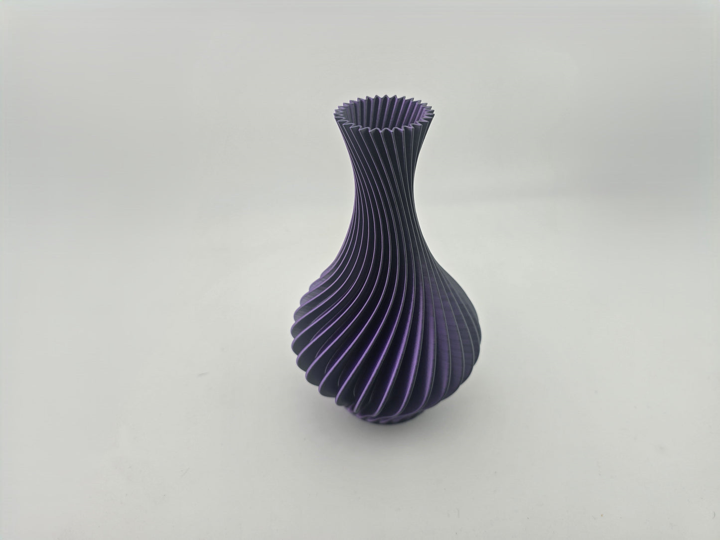 Spiral Vase or Bowl - No Hands 3d