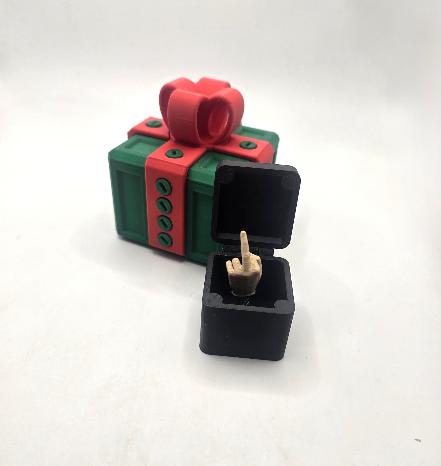 The Annoying Gift Box - No Hands 3d