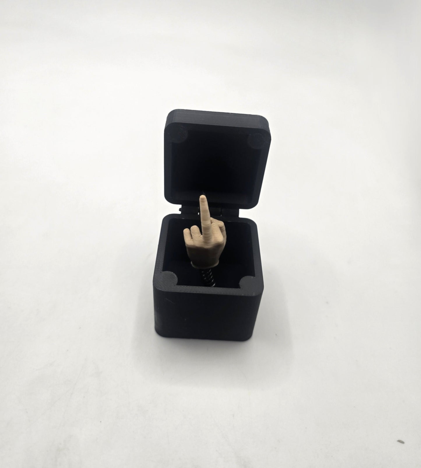 The Annoying Gift Box - No Hands 3d