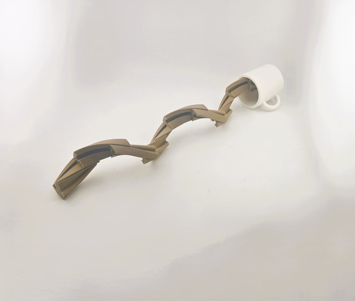Twisty Coffee - No Hands 3d